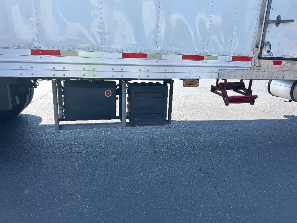 Refrigerated Trailer-Semi Trailers-Hyundai-2018-Trailer-Ceres-CA-239,807\n\t\tmiles-$ 29,500 - Image 11