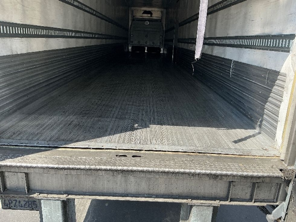 Refrigerated Trailer-Semi Trailers-Hyundai-2018-Trailer-Ceres-CA-241,128\n\t\tmiles-$ 23,000 - Image 8