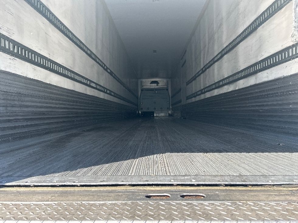 Refrigerated Trailer-Semi Trailers-Hyundai-2018-Trailer-Ceres-CA-322,588\n\t\tmiles-$ 28,250 - Image 8