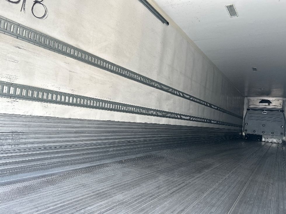 Refrigerated Trailer-Semi Trailers-Hyundai-2018-Trailer-Ceres-CA-322,588\n\t\tmiles-$ 28,250 - Image 9