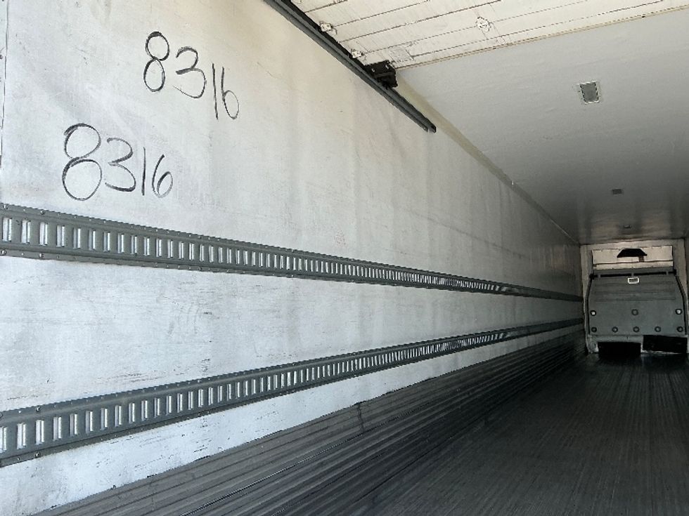 Refrigerated Trailer-Semi Trailers-Hyundai-2018-Trailer-Ceres-CA-344,806\n\t\tmiles-$ 25,500 - Image 9