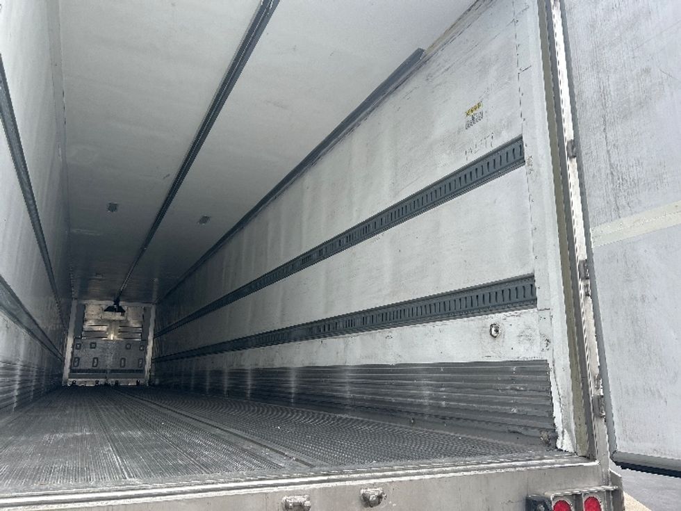 Refrigerated Trailer-Semi Trailers-Hyundai-2018-Trailer-Chino-CA-393,172\n\t\tmiles-$ 33,000 - Image 10