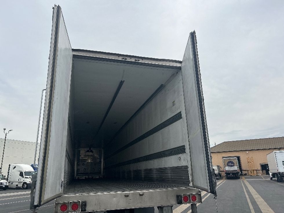 Refrigerated Trailer-Semi Trailers-Hyundai-2018-Trailer-Chino-CA-393,172\n\t\tmiles-$ 33,000 - Image 12