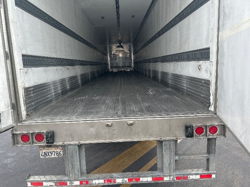 Refrigerated Trailer-Semi Trailers-Hyundai-2018-Trailer-Chino-CA-393,172\n\t\tmiles-$ 33,000 - Image 8