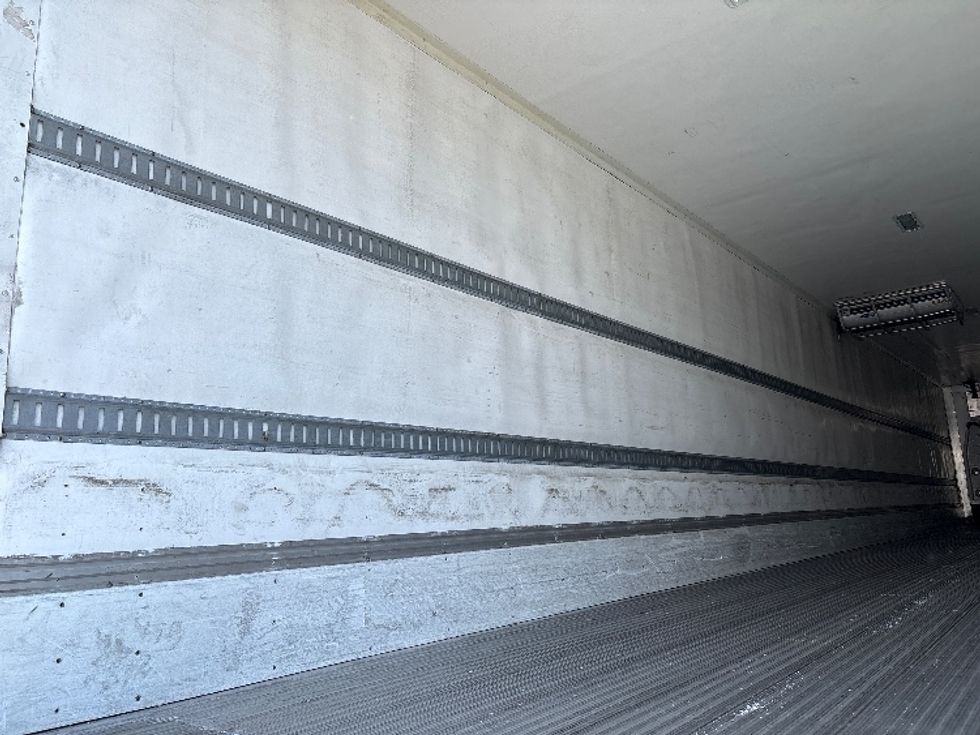 Refrigerated Trailer-Semi Trailers-Hyundai-2018-Trailer-Chino-CA-422,605\n\t\tmiles-$ 32,250 - Image 8