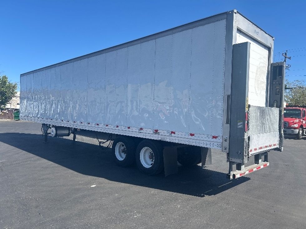 Refrigerated Trailer-Semi Trailers-Hyundai-2018-Trailer-Sparks-NV-379,559\n\t\tmiles-$ 29,000 - Image 3