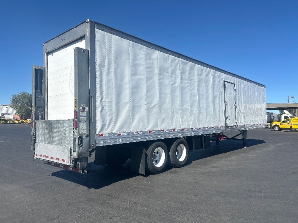 Refrigerated Trailer-Semi Trailers-Hyundai-2018-Trailer-Sparks-NV-379,559\n\t\tmiles-$ 29,000 - Image 4