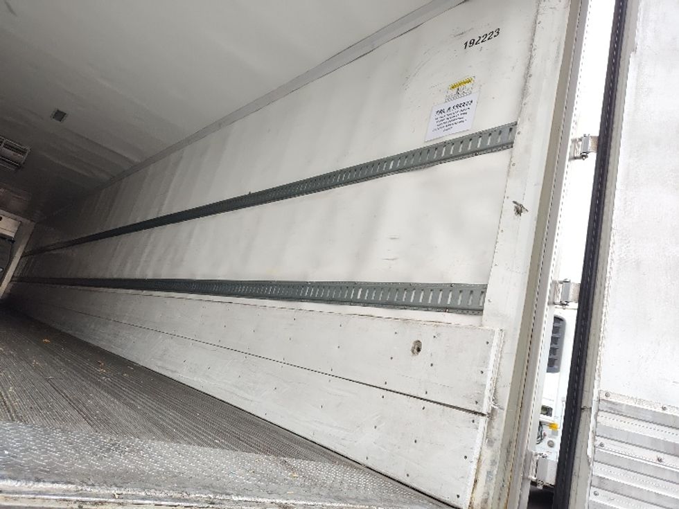 Refrigerated Trailer-Semi Trailers-Hyundai-2018-Trailer-Tacoma-WA-523,652\n\t\tmiles-$ 32,000 - Image 9