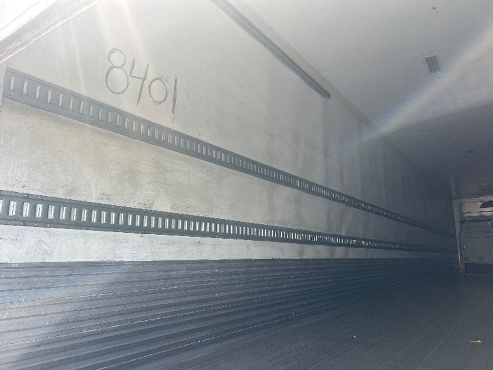 Refrigerated Trailer-Semi Trailers-Hyundai-2018-Trailer-West Sacramento-CA-355,294\n\t\tmiles-$ 29,500 - Image 9