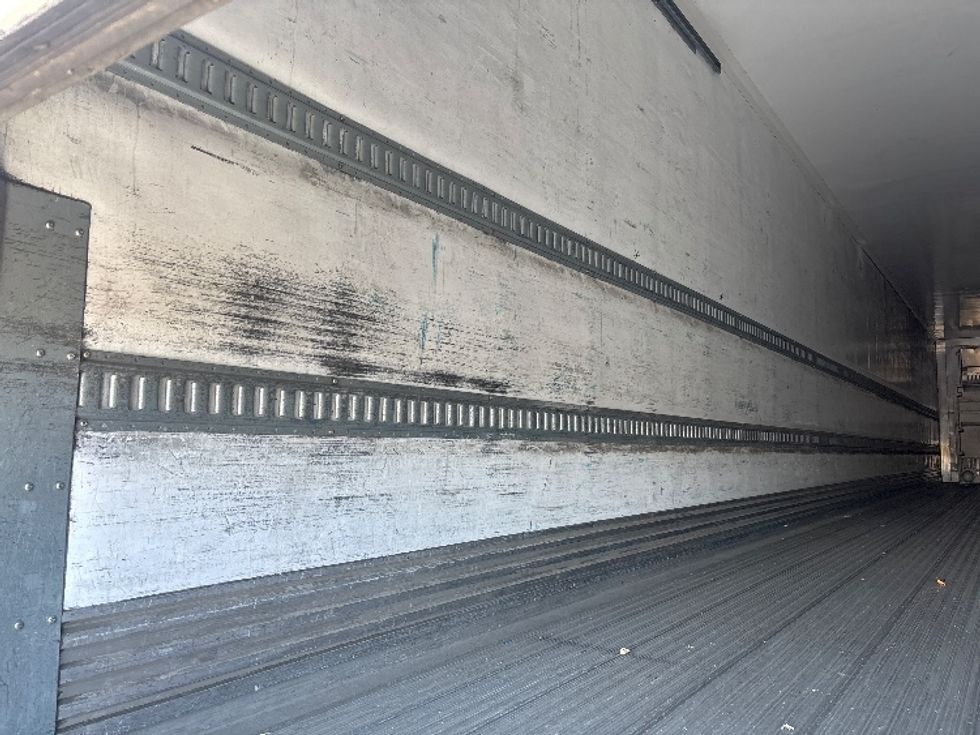 Refrigerated Trailer-Semi Trailers-Hyundai-2019-Trailer-Phoenix-AZ-209,495\n\t\tmiles-$ 31,000 - Image 9