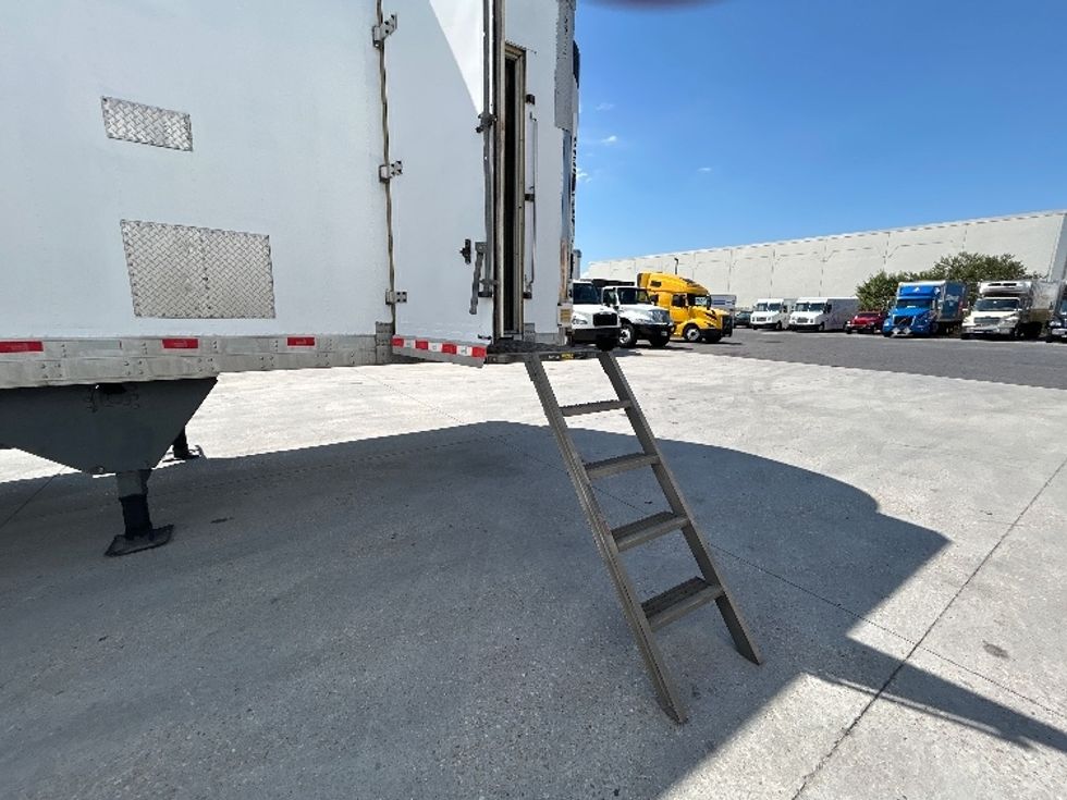 Refrigerated Trailer-Semi Trailers-Kidron-2016-Trailer-Harahan-LA-396,699\n\t\tmiles-$ 14,250 - Image 10