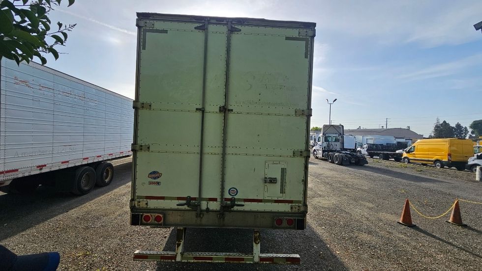 Refrigerated Trailer-Semi Trailers-Utility-2005-Trailer-Santa Clara-CA-0\n\t\tmiles-$ 7,000 - Image 6