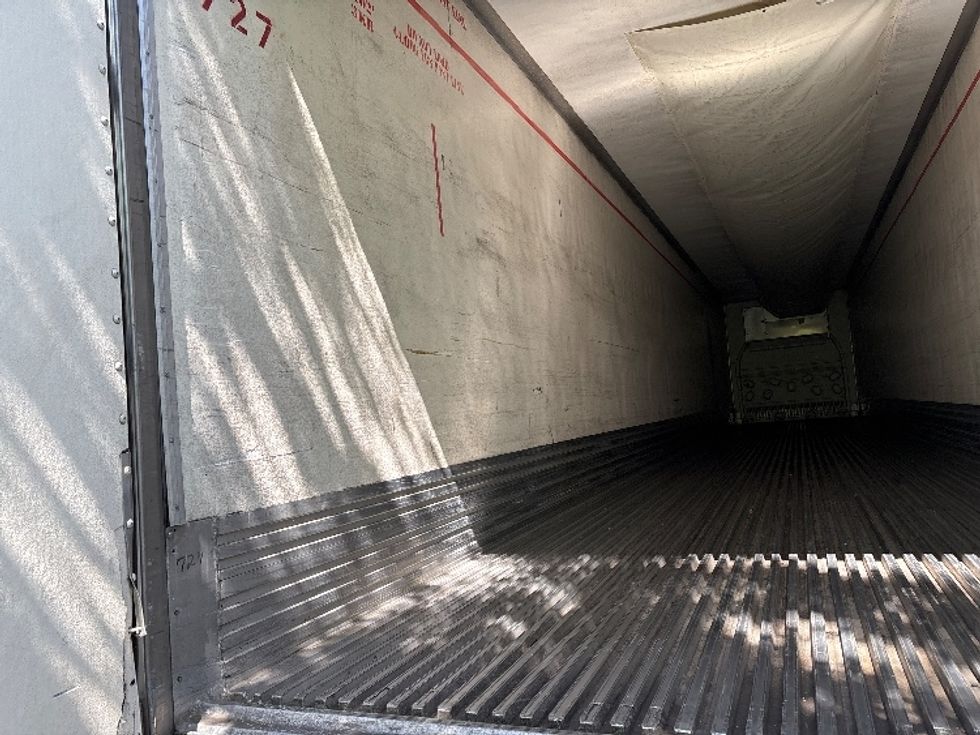 Refrigerated Trailer-Semi Trailers-Utility-2005-Trailer-Santa Clara-CA-0\n\t\tmiles-$ 7,000 - Image 9