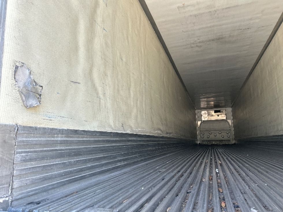 Refrigerated Trailer-Semi Trailers-Utility-2009-Trailer-Rochester-NY-319,999\n\t\tmiles-$ 13,250 - Image 9
