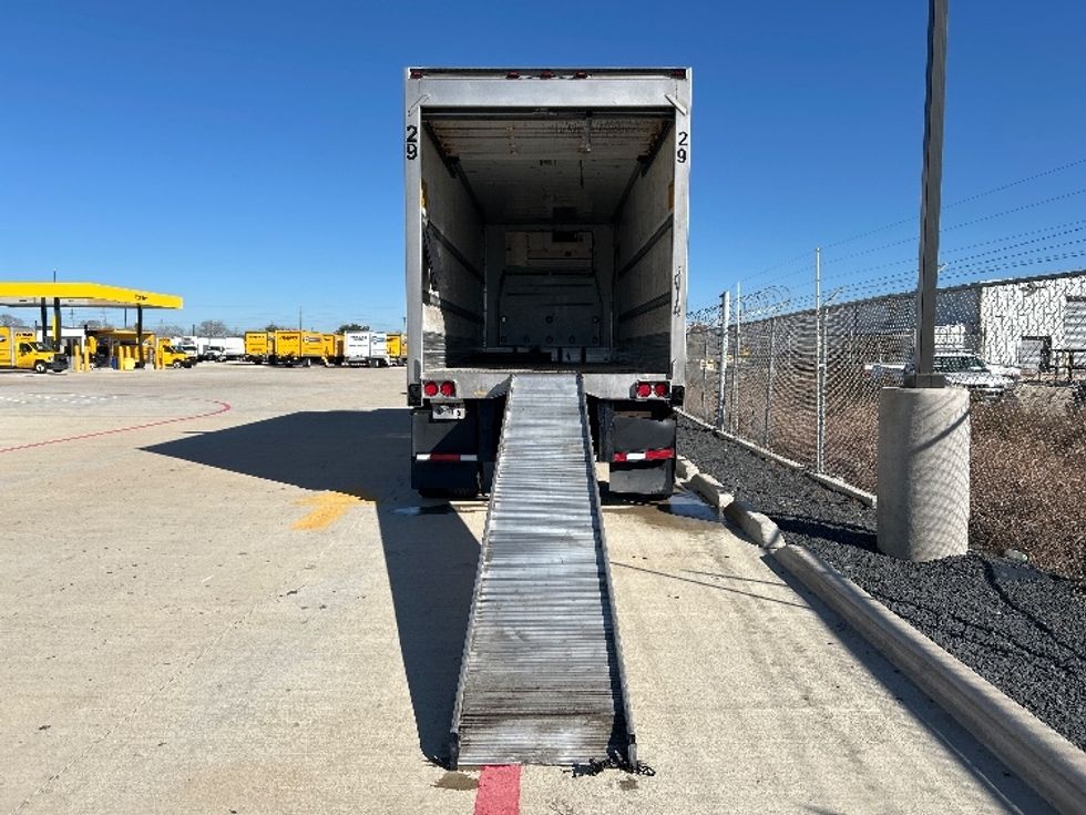 Refrigerated Trailer-Semi Trailers-Utility-2013-Trailer-Katy-TX-856,883\n\t\tmiles-$ 14,250 - Image 7