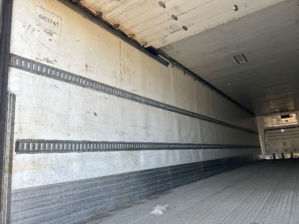 Refrigerated Trailer-Semi Trailers-Utility-2014-Trailer-Dayton-OH-485,667\n\t\tmiles-$ 20,250 - Image 9