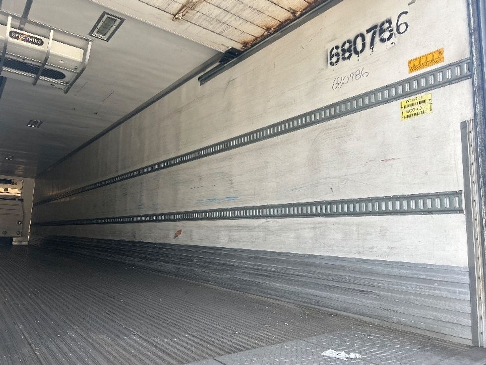 Refrigerated Trailer-Semi Trailers-Utility-2014-Trailer-Houston-TX-362,588\n\t\tmiles-$ 23,500 - Image 10