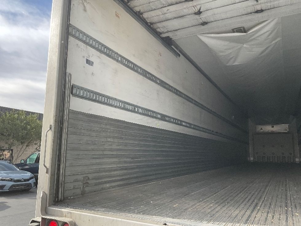 Refrigerated Trailer-Semi Trailers-Utility-2014-Trailer-Las Vegas-NV-262,699\n\t\tmiles-$ 19,500 - Image 8