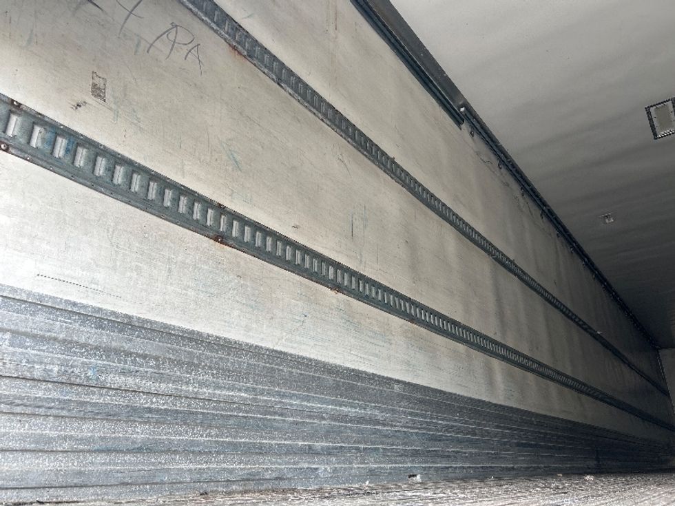 Refrigerated Trailer-Semi Trailers-Utility-2014-Trailer-Linden-NJ-375,701\n\t\tmiles-$ 16,250 - Image 9