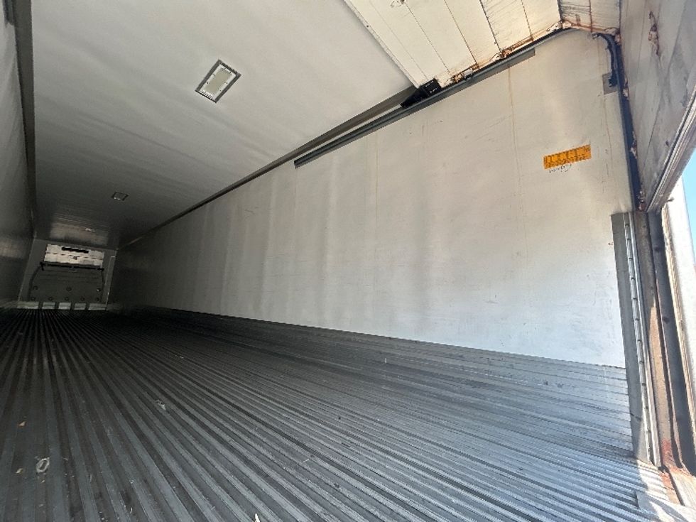 Refrigerated Trailer-Semi Trailers-Utility-2014-Trailer-Middlefield-OH-266,910\n\t\tmiles-$ 21,250 - Image 10