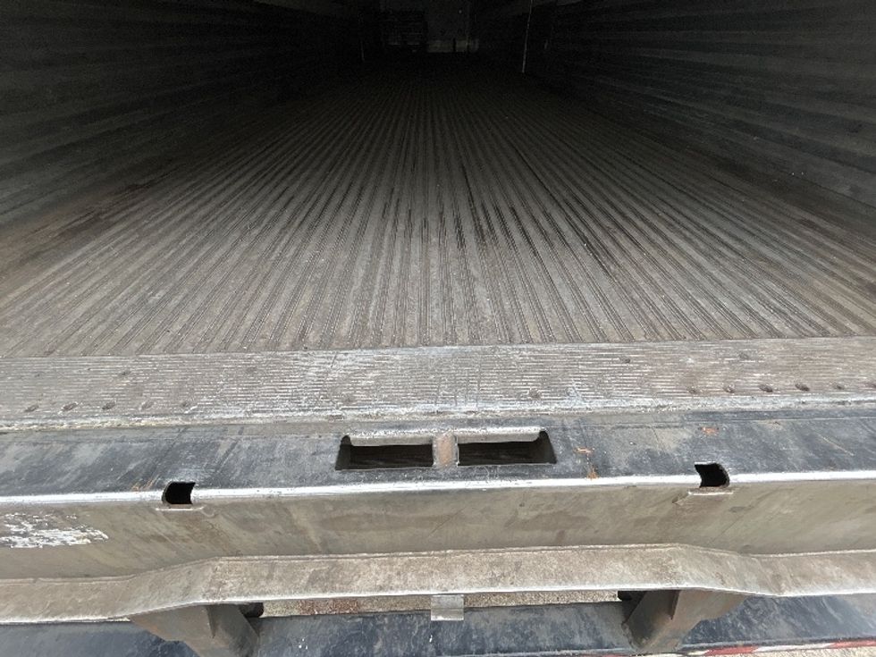Refrigerated Trailer-Semi Trailers-Utility-2014-Trailer-Norcross-GA-483,800\n\t\tmiles-$ 14,250 - Image 7