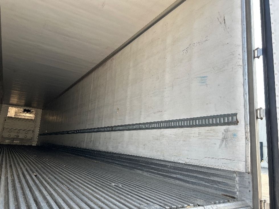Refrigerated Trailer-Semi Trailers-Utility-2014-Trailer-Norton-MA-87,044\n\t\tmiles-$ 22,500 - Image 10
