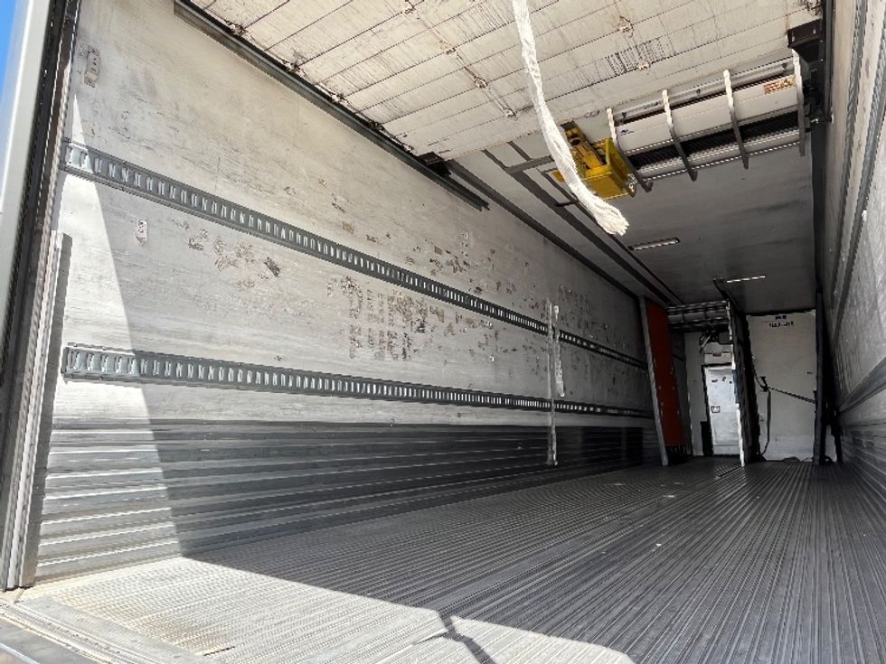 Refrigerated Trailer-Semi Trailers-Utility-2015-Trailer-Albuquerque-NM-414,990\n\t\tmiles-$ 13,750 - Image 8
