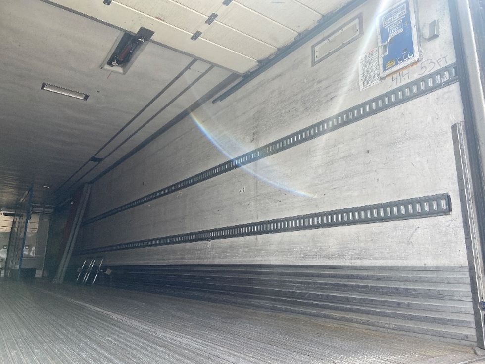 Refrigerated Trailer-Semi Trailers-Utility-2015-Trailer-Dallas-TX-591,328\n\t\tmiles-$ 18,750 - Image 9