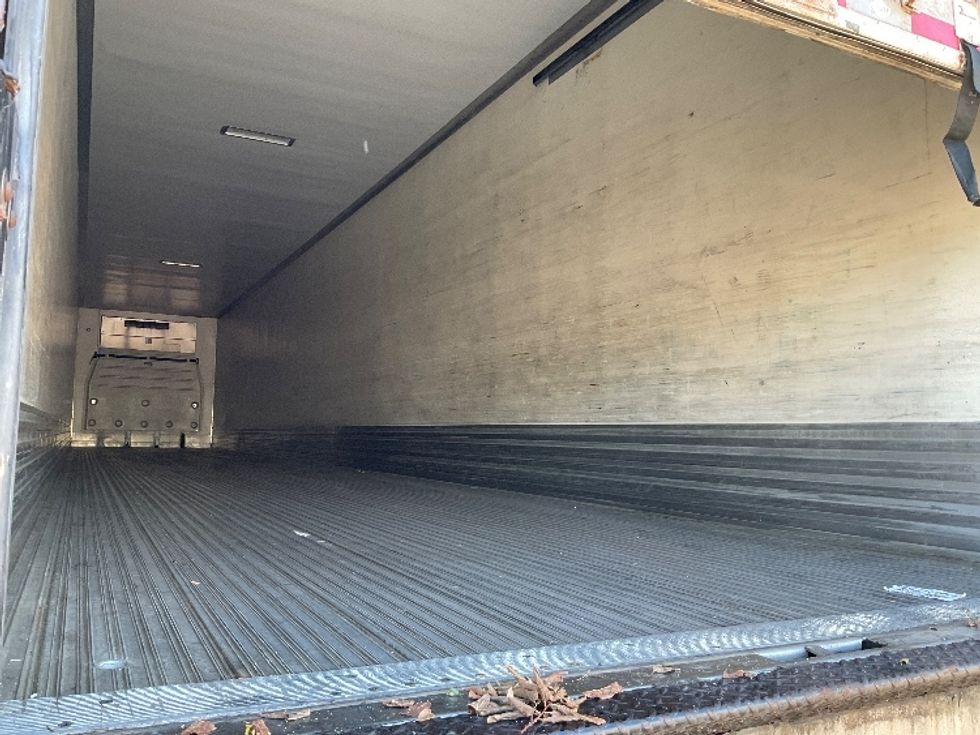 Refrigerated Trailer-Semi Trailers-Utility-2015-Trailer-Denton-TX-400,000\n\t\tmiles-$ 22,250 - Image 10