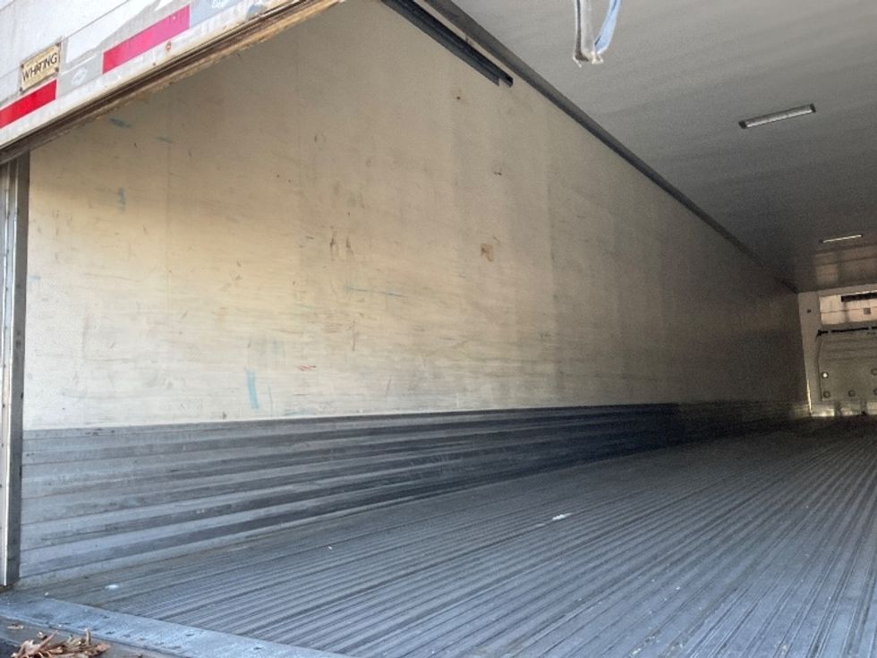 Refrigerated Trailer-Semi Trailers-Utility-2015-Trailer-Denton-TX-400,000\n\t\tmiles-$ 22,250 - Image 9