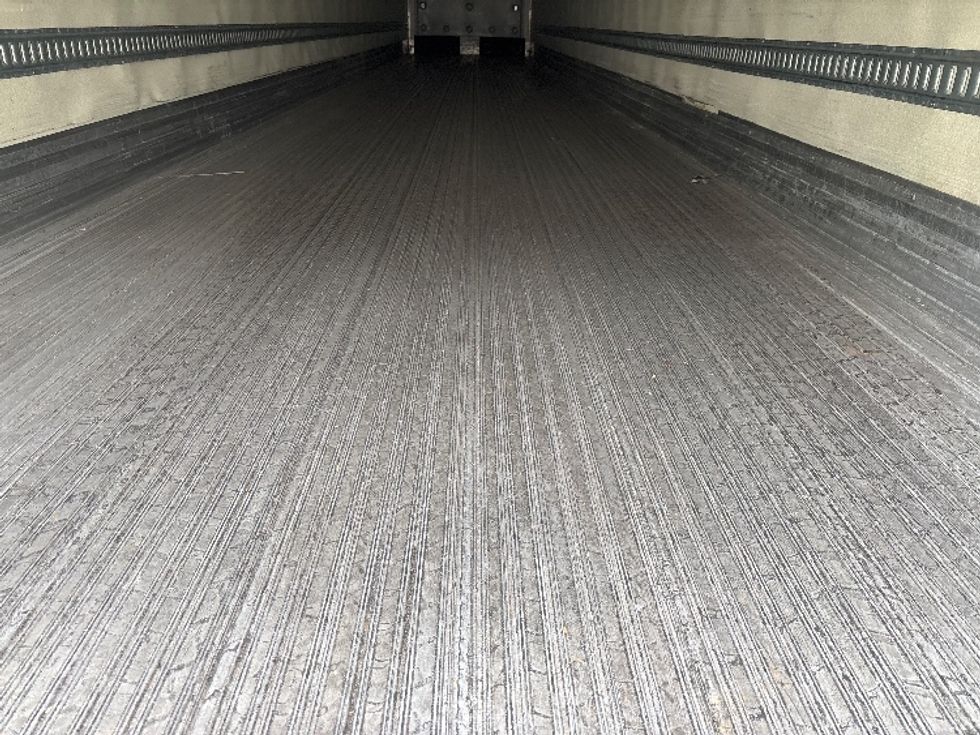 Refrigerated Trailer-Semi Trailers-Utility-2015-Trailer-Everett-WA-561,738\n\t\tmiles-$ 23,250 - Image 8