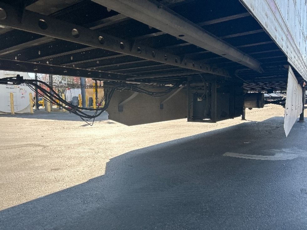 Refrigerated Trailer-Semi Trailers-Utility-2015-Trailer-Kent-WA-406,789\n\t\tmiles-$ 15,000 - Image 11