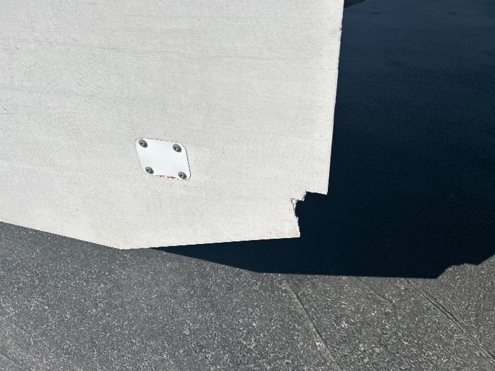 Refrigerated Trailer-Semi Trailers-Utility-2015-Trailer-Kent-WA-406,789\n\t\tmiles-$ 15,000 - Image 13