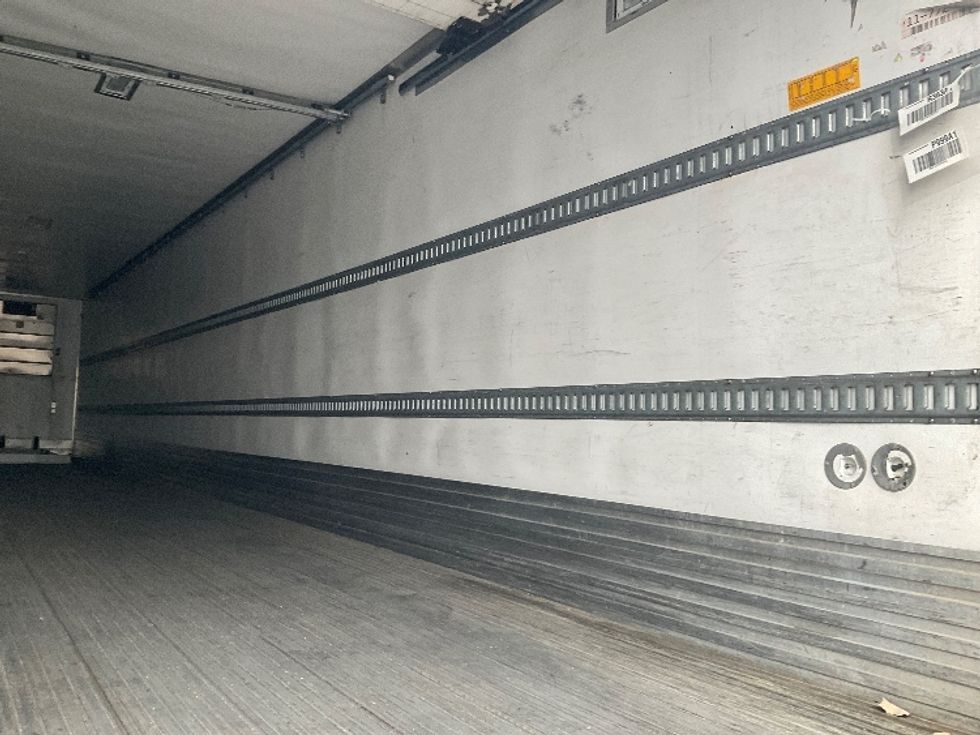 Refrigerated Trailer-Semi Trailers-Utility-2015-Trailer-Kent-WA-511,919\n\t\tmiles-$ 20,500 - Image 10