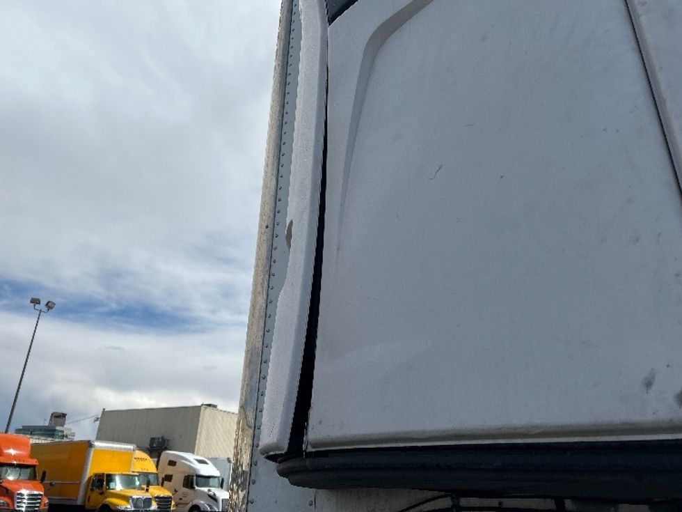 Refrigerated Trailer-Semi Trailers-Utility-2015-Trailer-Las Vegas-NV-105,926\n\t\tmiles-$ 23,750 - Image 11