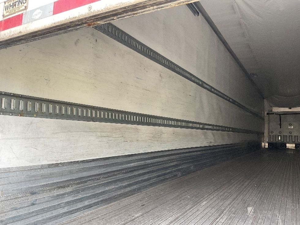 Refrigerated Trailer-Semi Trailers-Utility-2015-Trailer-Louisville-KY-330,000\n\t\tmiles-$ 20,750 - Image 9