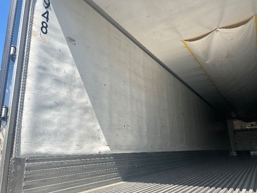 Refrigerated Trailer-Semi Trailers-Utility-2015-Trailer-Montgomery-NY-391,100\n\t\tmiles-$ 23,750 - Image 8