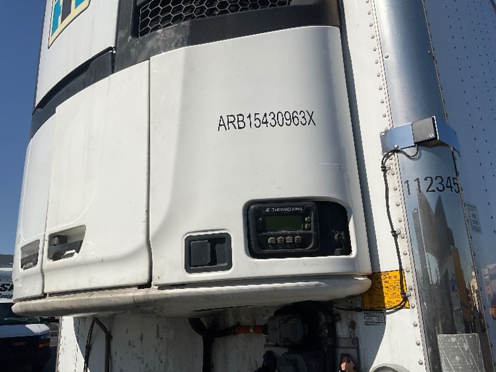 Refrigerated Trailer-Semi Trailers-Utility-2015-Trailer-North Las Vegas-NV-226,978\n\t\tmiles-$ 15,000 - Image 11