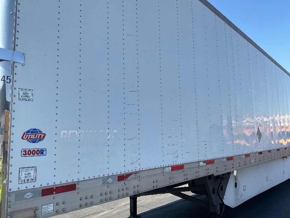 Refrigerated Trailer-Semi Trailers-Utility-2015-Trailer-North Las Vegas-NV-226,978\n\t\tmiles-$ 15,000 - Image 14