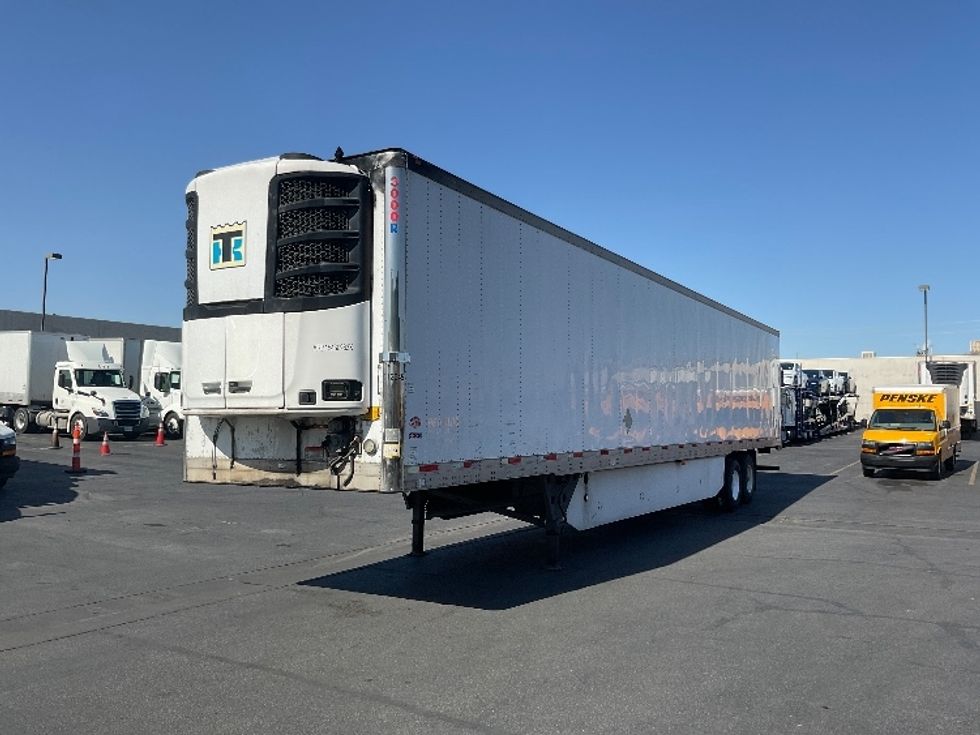 Refrigerated Trailer-Semi Trailers-Utility-2015-Trailer-North Las Vegas-NV-226,978\n\t\tmiles-$ 15,000 - Image 2