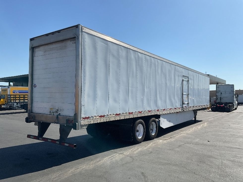 Refrigerated Trailer-Semi Trailers-Utility-2015-Trailer-North Las Vegas-NV-226,978\n\t\tmiles-$ 15,000 - Image 4