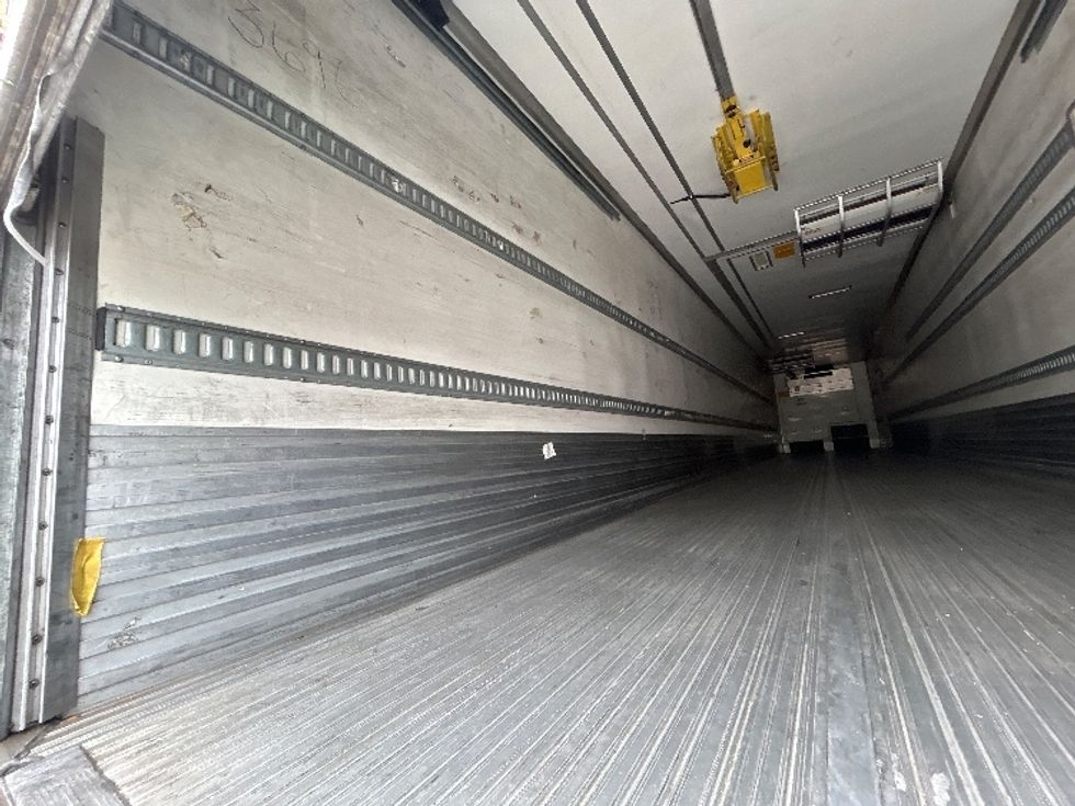 Refrigerated Trailer-Semi Trailers-Utility-2015-Trailer-Phoenix-AZ-338,796\n\t\tmiles-$ 14,750 - Image 8