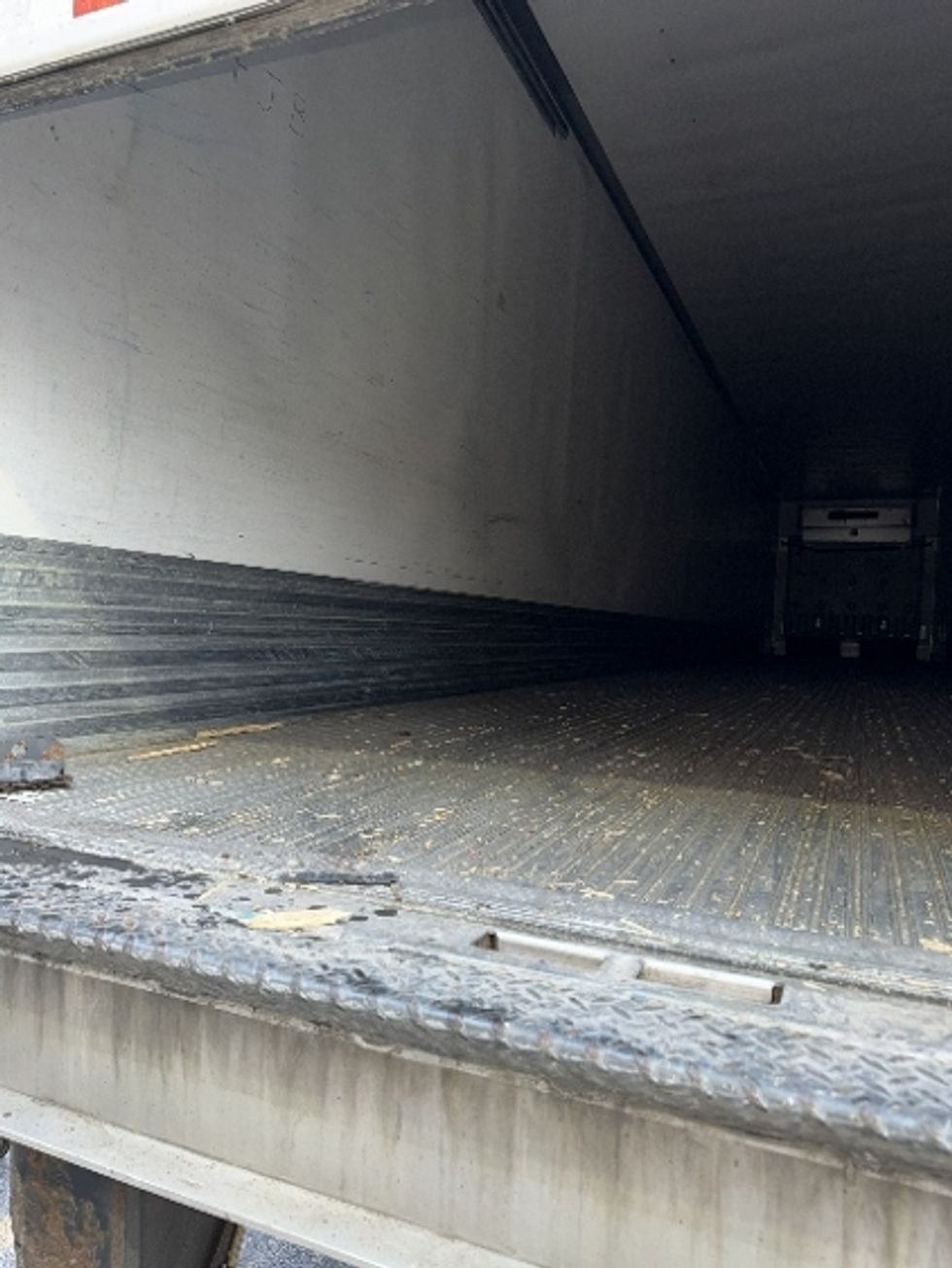 Refrigerated Trailer-Semi Trailers-Utility-2015-Trailer-Romulus-MI-410,809\n\t\tmiles-$ 16,500 - Image 10