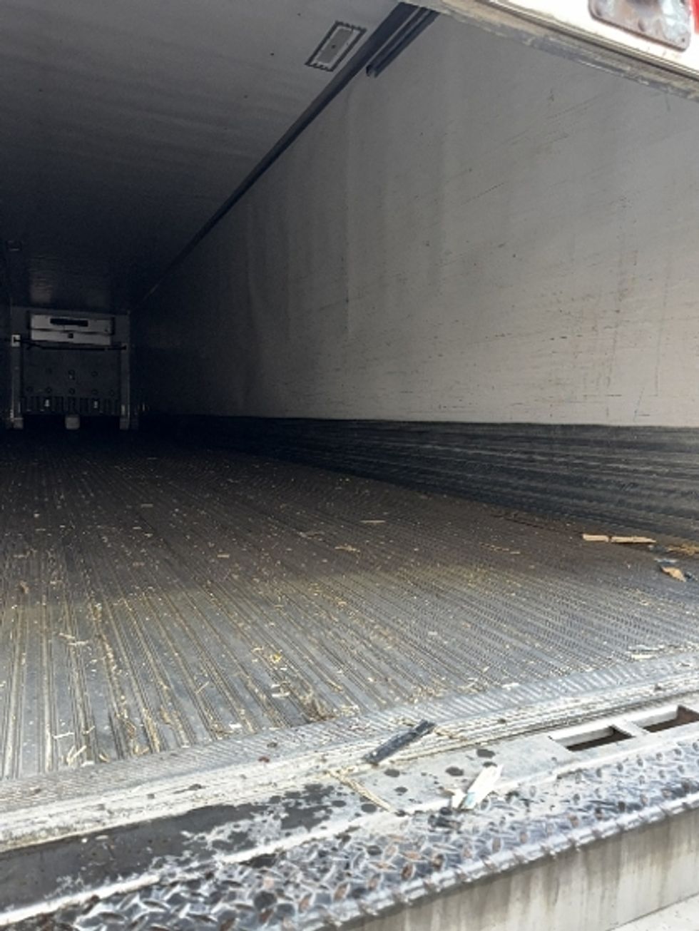 Refrigerated Trailer-Semi Trailers-Utility-2015-Trailer-Romulus-MI-410,809\n\t\tmiles-$ 16,500 - Image 9