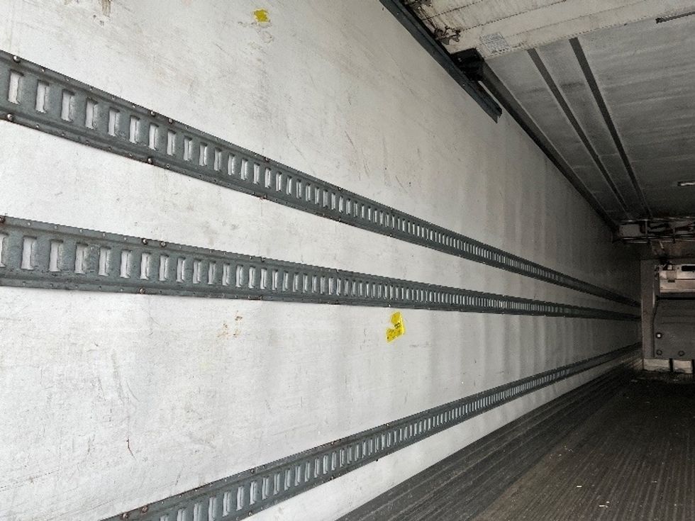 Refrigerated Trailer-Semi Trailers-Utility-2015-Trailer-Romulus-MI-440,605\n\t\tmiles-$ 15,750 - Image 9