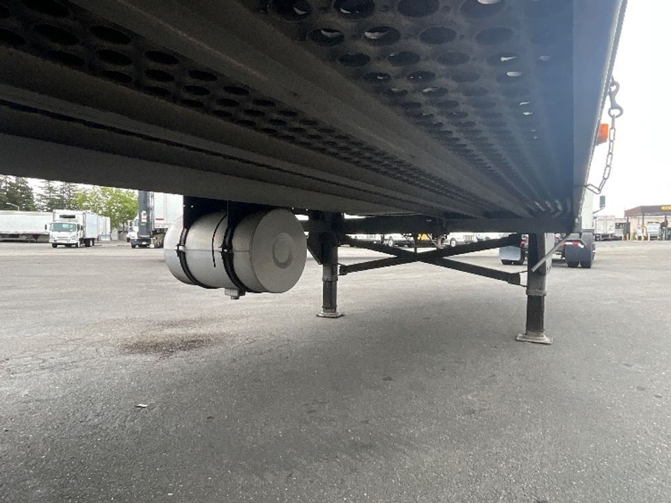 Refrigerated Trailer-Semi Trailers-Utility-2015-Trailer-West Sacramento-CA-366,548\n\t\tmiles-$ 11,000 - Image 12