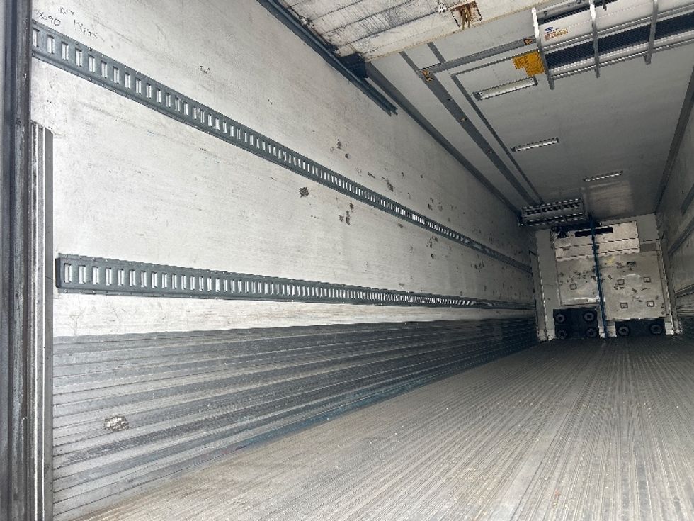 Refrigerated Trailer-Semi Trailers-Utility-2015-Trailer-Wilkes Barre-PA-100,463\n\t\tmiles-$ 14,000 - Image 8