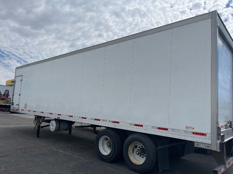 Refrigerated Trailer-Semi Trailers-Utility-2016-Trailer-Albuquerque-NM-299,942\n\t\tmiles-$ 14,250 - Image 3