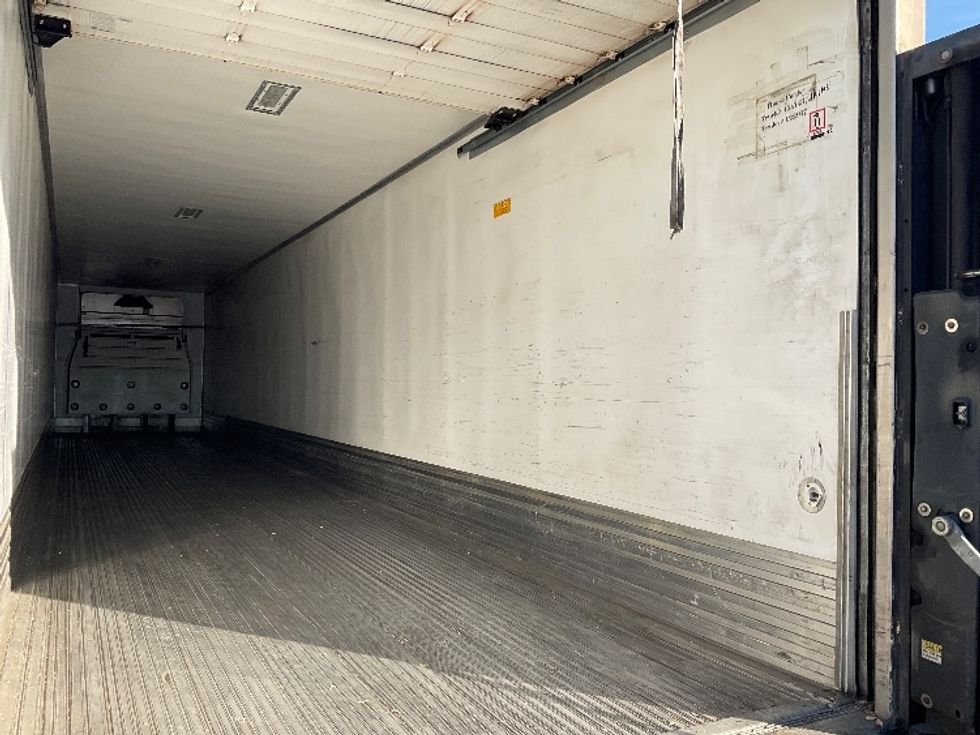 Refrigerated Trailer-Semi Trailers-Utility-2016-Trailer-Anaheim-CA-165,923\n\t\tmiles-$ 22,250 - Image 10