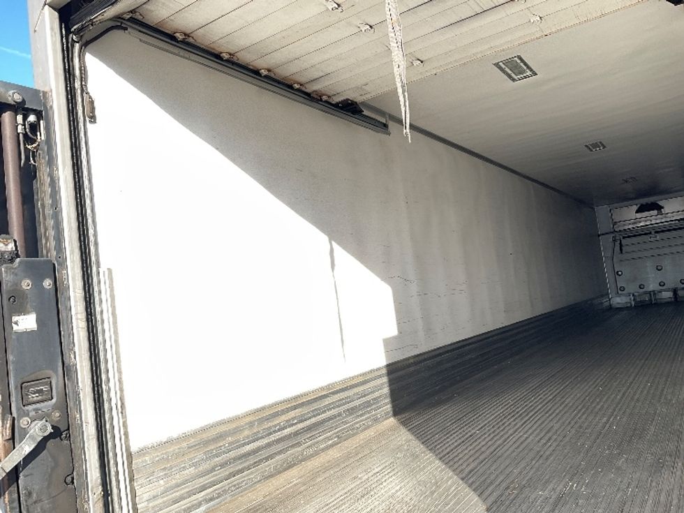 Refrigerated Trailer-Semi Trailers-Utility-2016-Trailer-Anaheim-CA-165,923\n\t\tmiles-$ 22,250 - Image 9